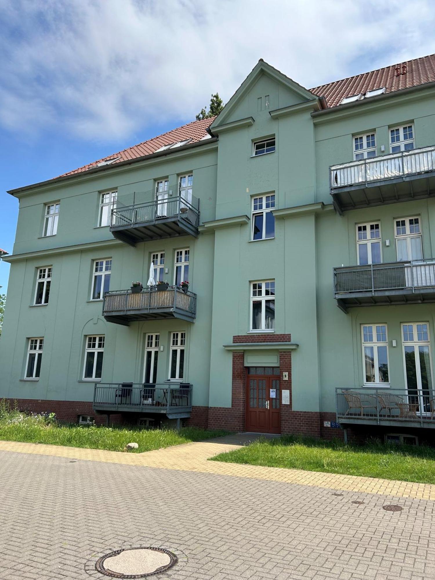 Mintara Komfort Apartment Mit Grill -Terrasse, Sky Und Parkplatz Magdeburg Exterior photo